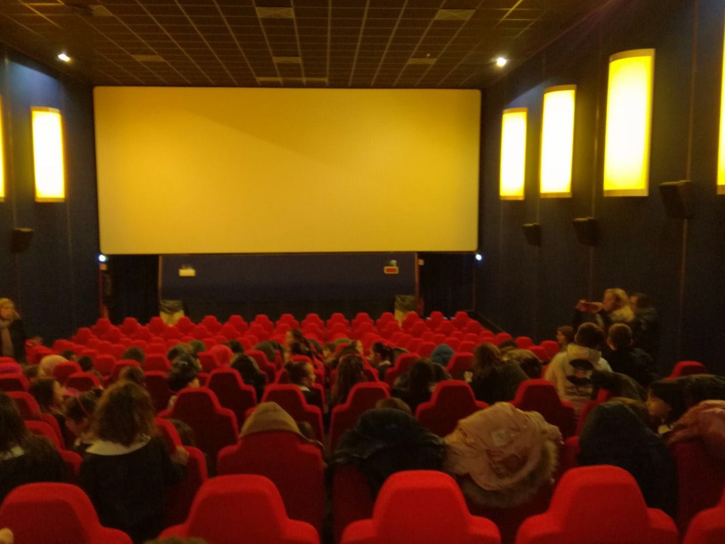 Per Andare Al Cinema Bisogna Prenotare 2021